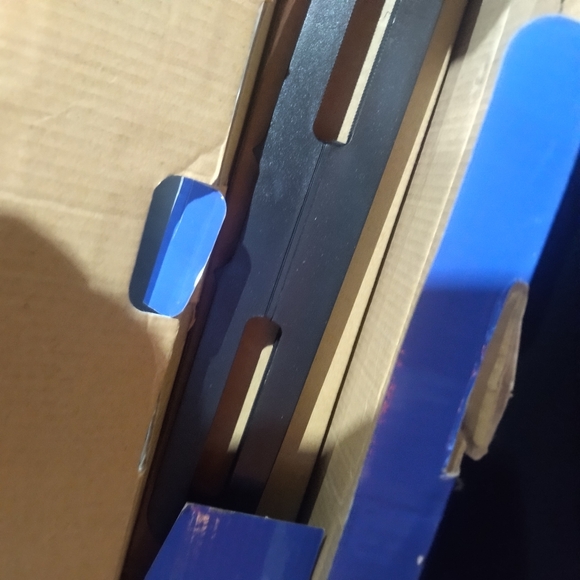 Digiland tablet with DVD player 10.1in - Picture 4 of 6